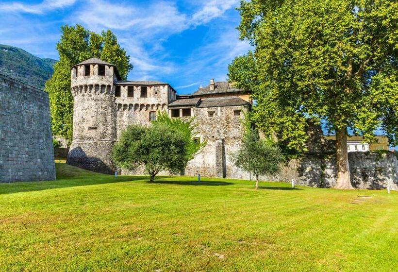 Art Apartment   Happy Rentals