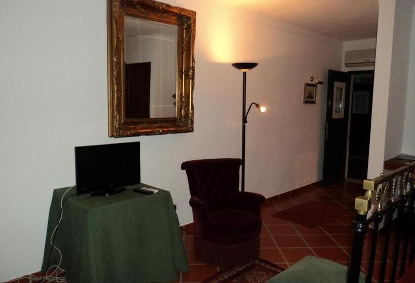 住宿加早餐  Alojamento Pero Rodrigues