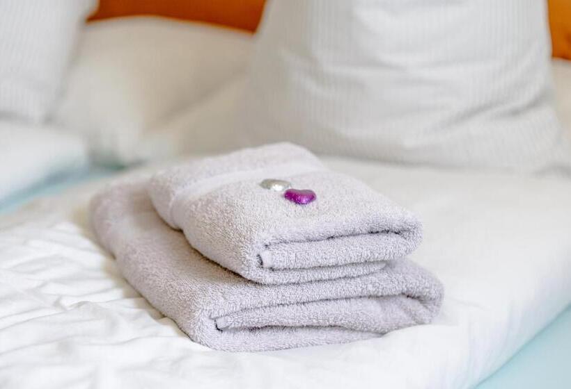 Bed and Breakfast Gästehaus Sonne