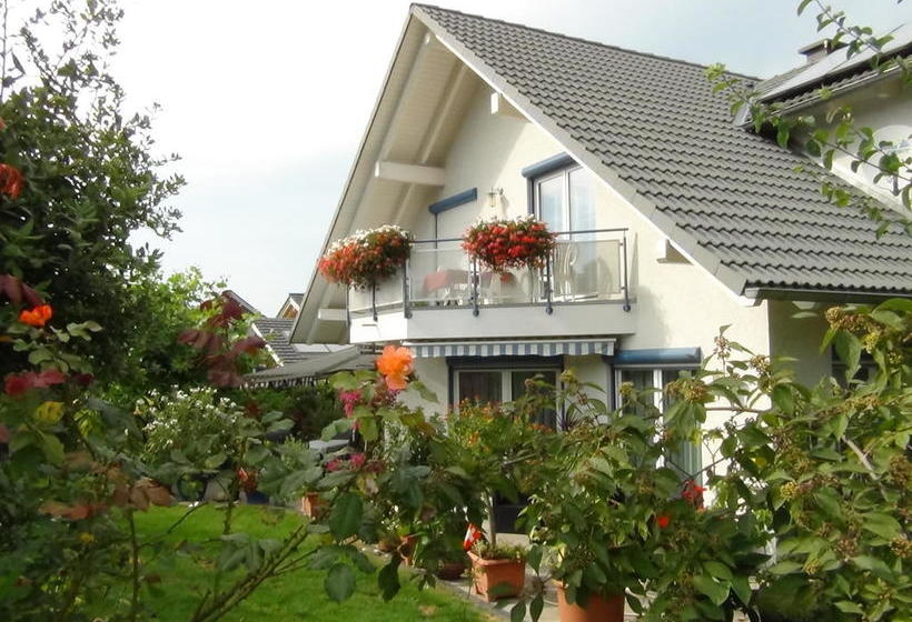 مبيت وإفطار Haus Erika Am Weg