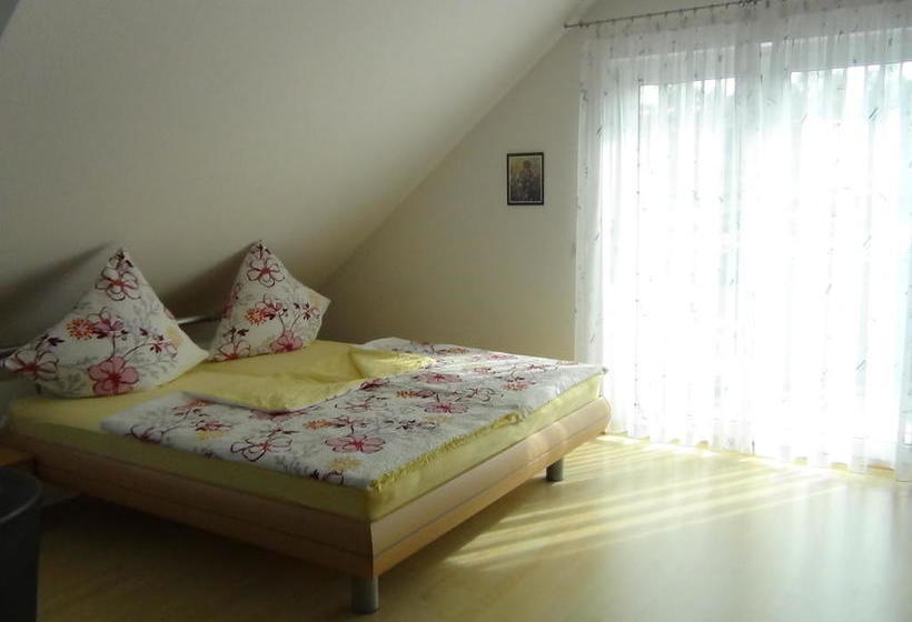 مبيت وإفطار Haus Erika Am Weg