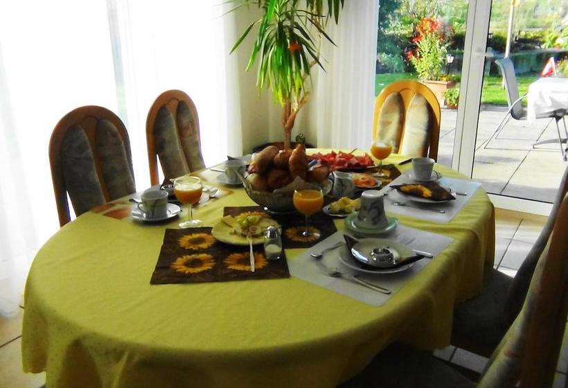 צימר Haus Erika Am Weg