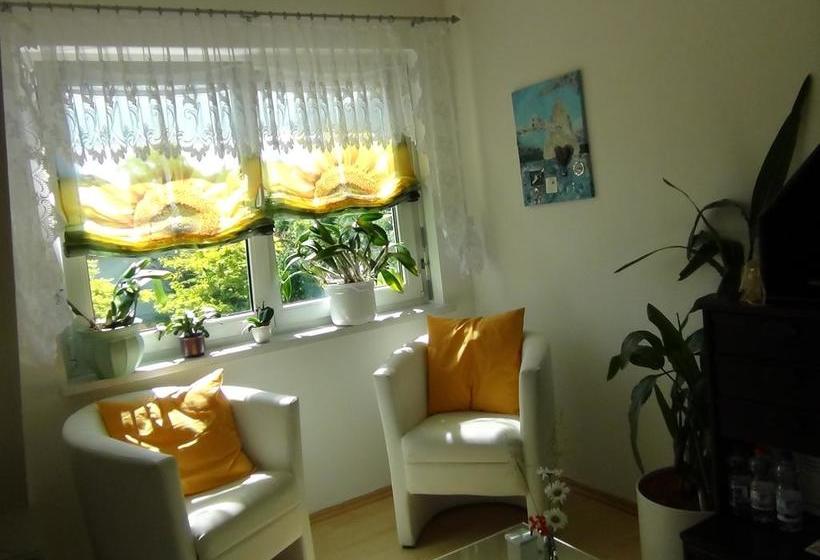 مبيت وإفطار Haus Erika Am Weg