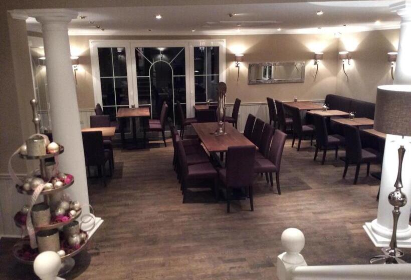 مبيت وإفطار Landcafe Mit Mini