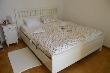 تختخواب و صبحانه Guest House   Maison D Hôtes Relais Des Saars