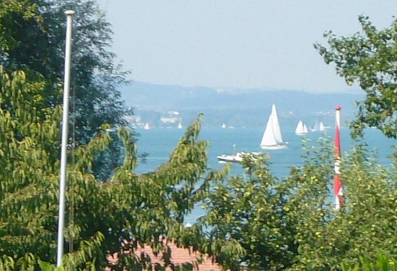 مبيت وإفطار Reni S Oase Am Bodensee