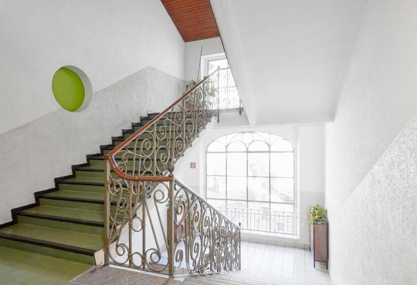 Ostello Montebello   Bellinzona Youth Hostel