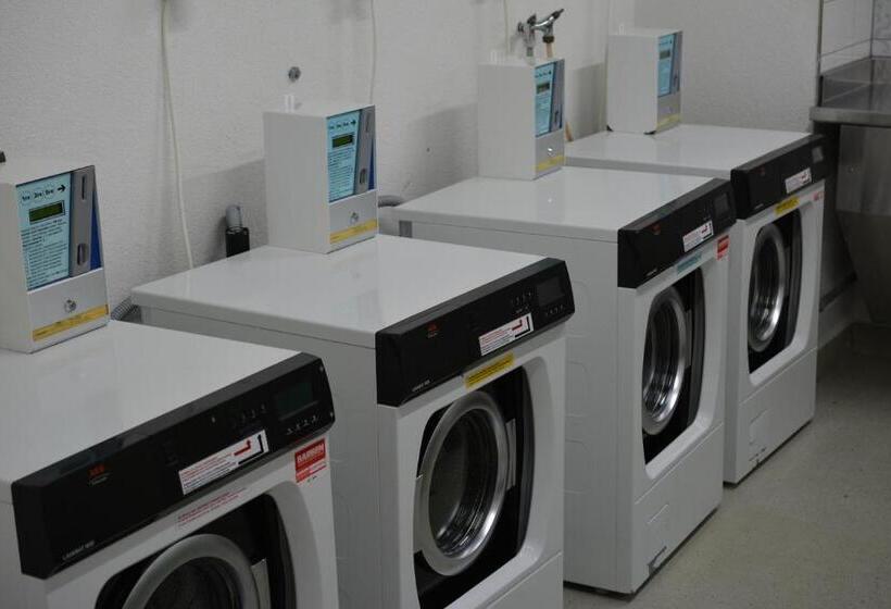 旅馆 Schutzenbach Backpackers For Adults 18 35