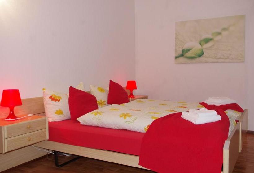 هتل Albergo Cardada