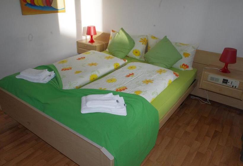 هتل Albergo Cardada