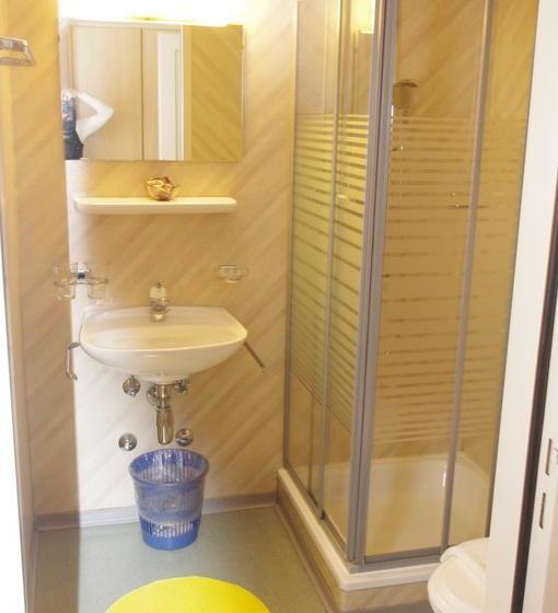 هتل Albergo Cardada