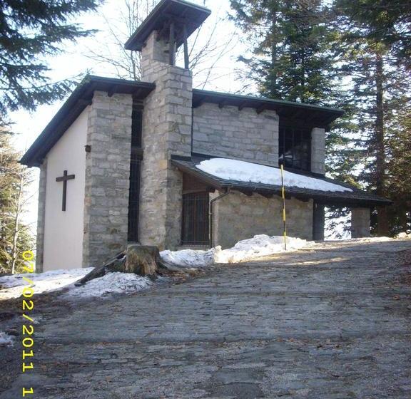 هتل Albergo Cardada