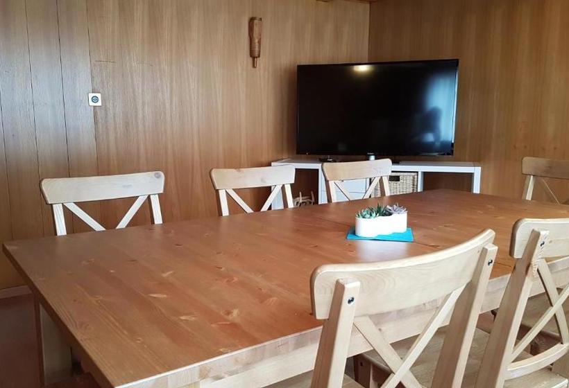 ホテル Alpenblick Muotathal