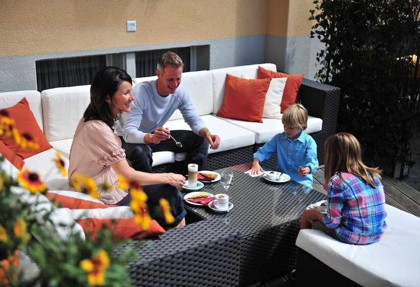 Отель Alpina Parpan