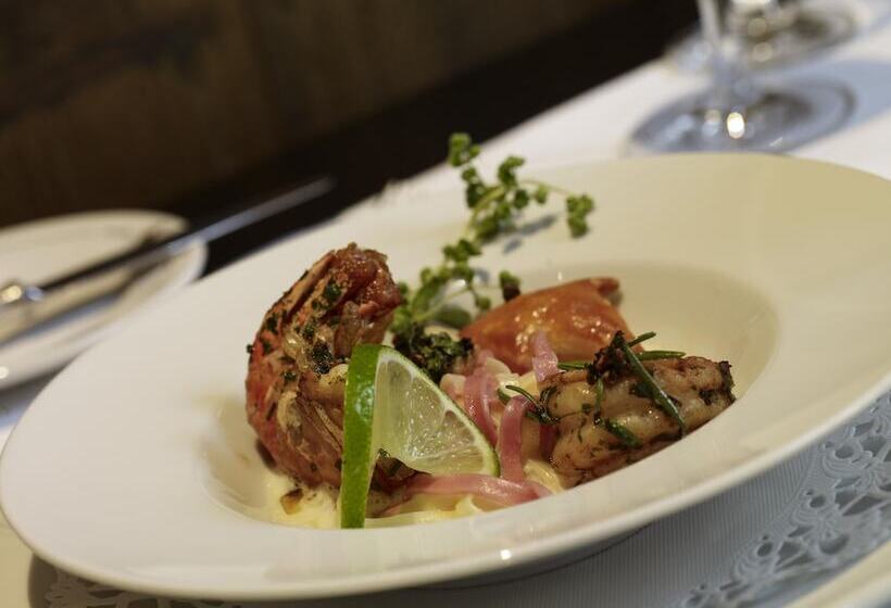 Отель Alpina Parpan