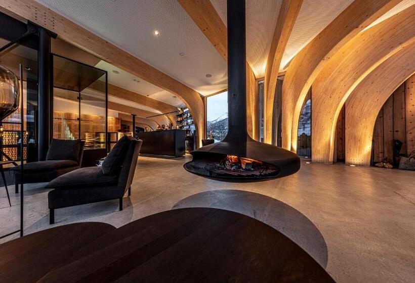 Отель Arnica Scuol   Adults Only