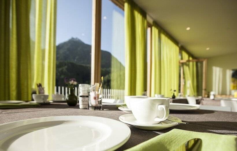 Отель Arnica Scuol   Adults Only