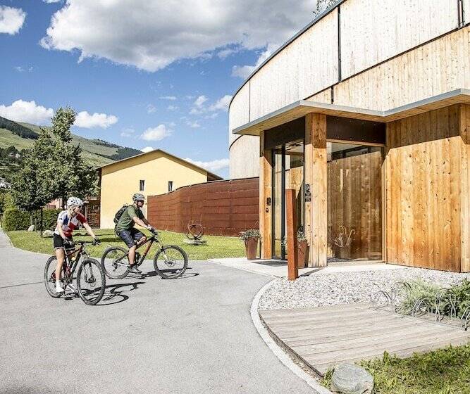 Отель Arnica Scuol   Adults Only