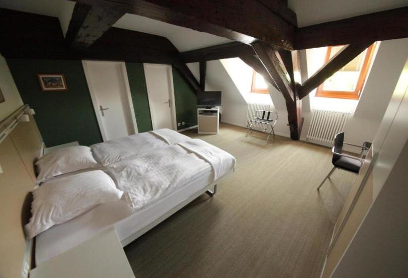 ホテル Auberge De Prangins