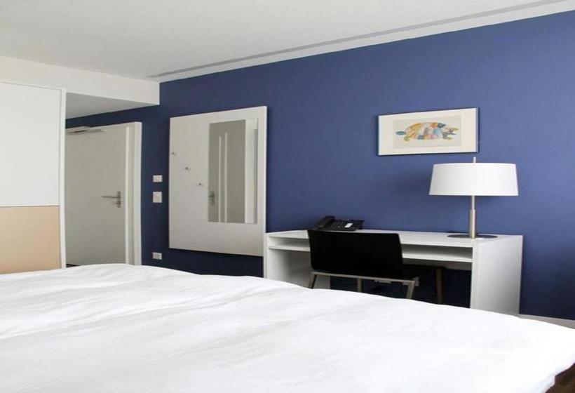 ホテル Auberge De Prangins