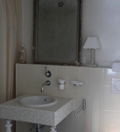 酒店 Bed And Breakfast Gantrisch Cottage Ferienzimmer