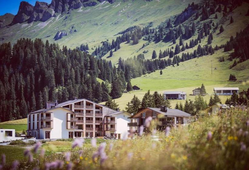 Отель Bestzeit Lifestyle & Sport