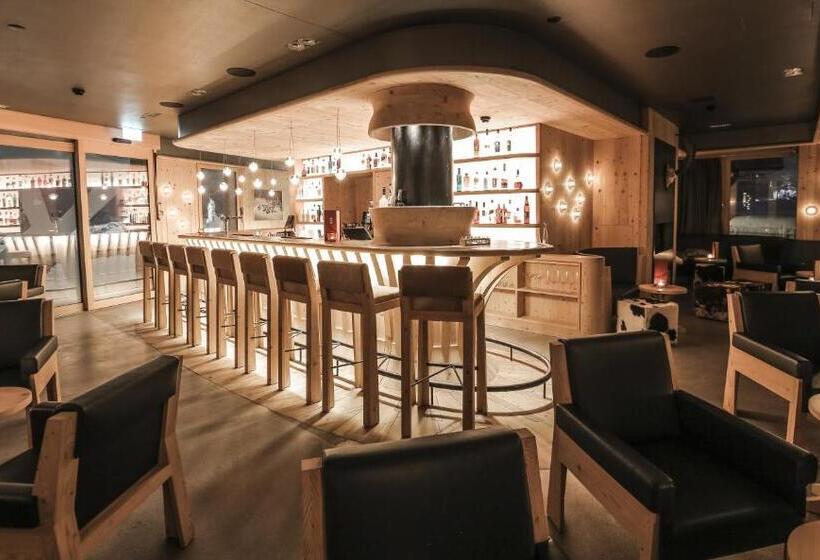 Отель Bestzeit Lifestyle & Sport