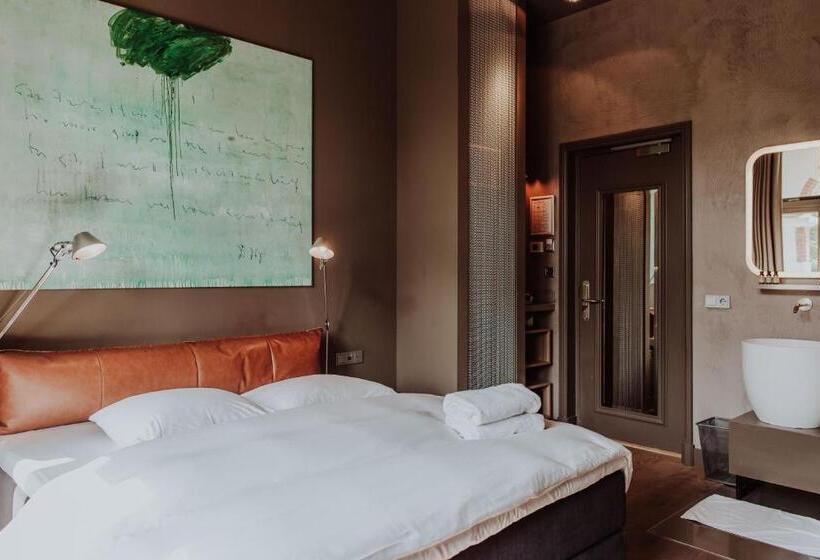 هتل Blue Inspired By Manna