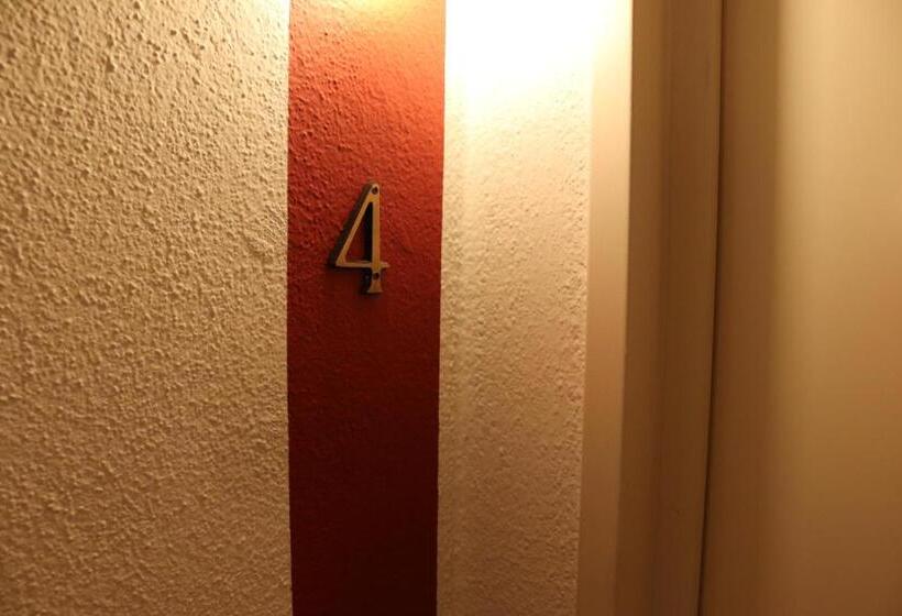בית מלון כפרי Borgovecchio Albergo