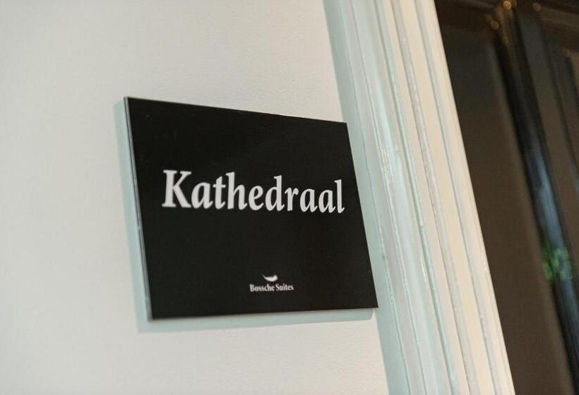 Отель Bossche Suites Stationsweg