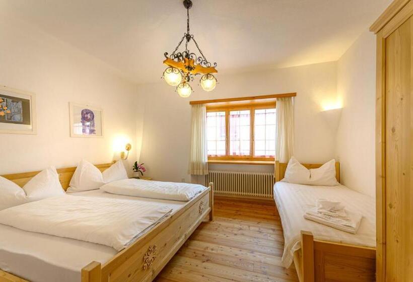 호텔 Centrale, Typically Swiss