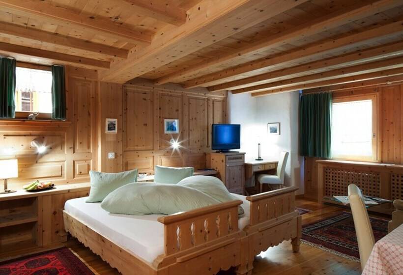 Отель Chasa Sofia