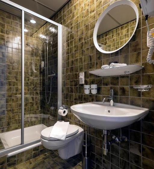 فندق Croce Federale