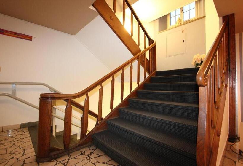 Отель Engel Am Bahnhof