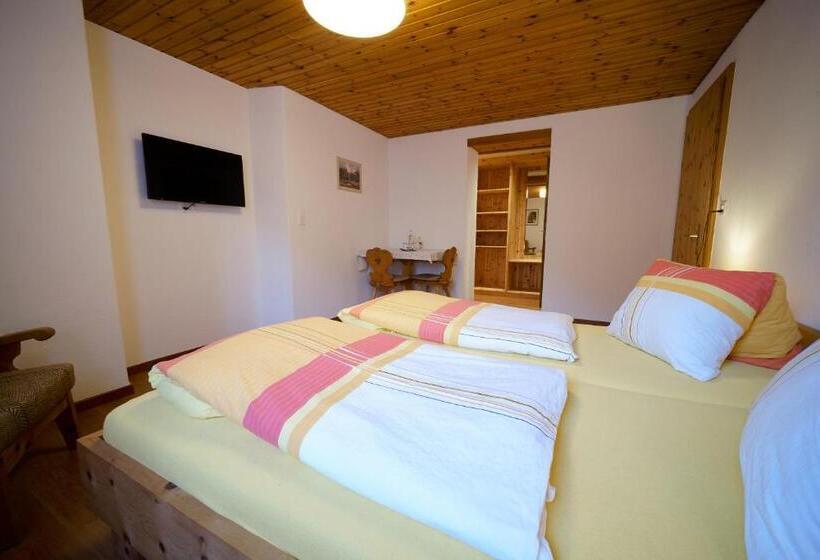 בית מלון כפרי Garni Alpenrose   Grusaida