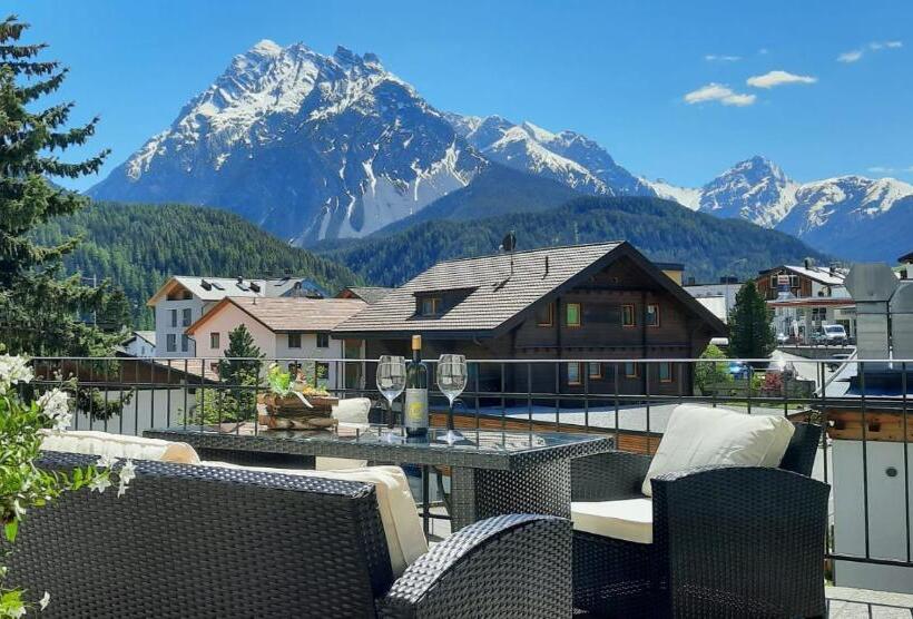 בית מלון כפרי Garni Alpenrose   Grusaida