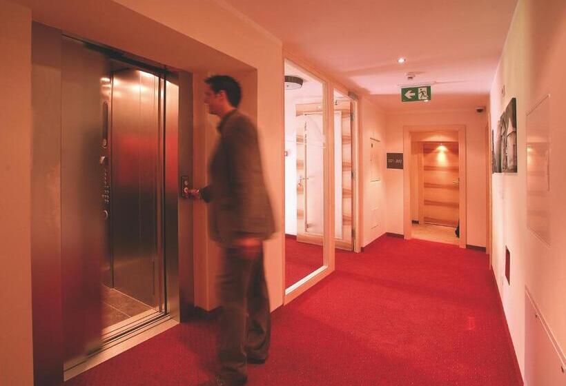 فندق Garni Muttler Alpinresort & Spa