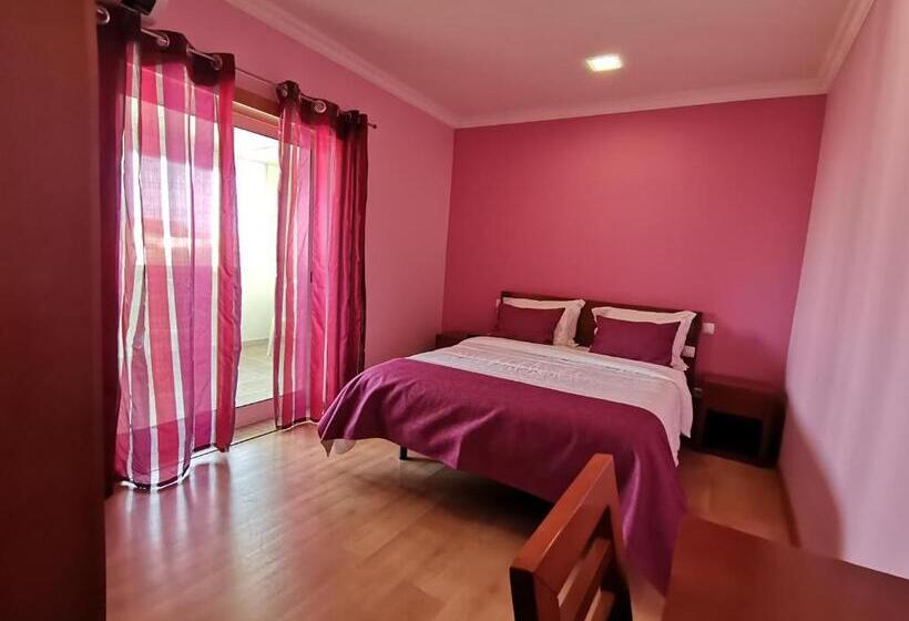 ホテル Hebe Peniche