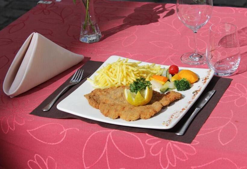 فندق Hostellerie Du Xvi Siècle