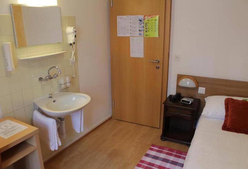 فندق Hostellerie Du Xvi Siècle