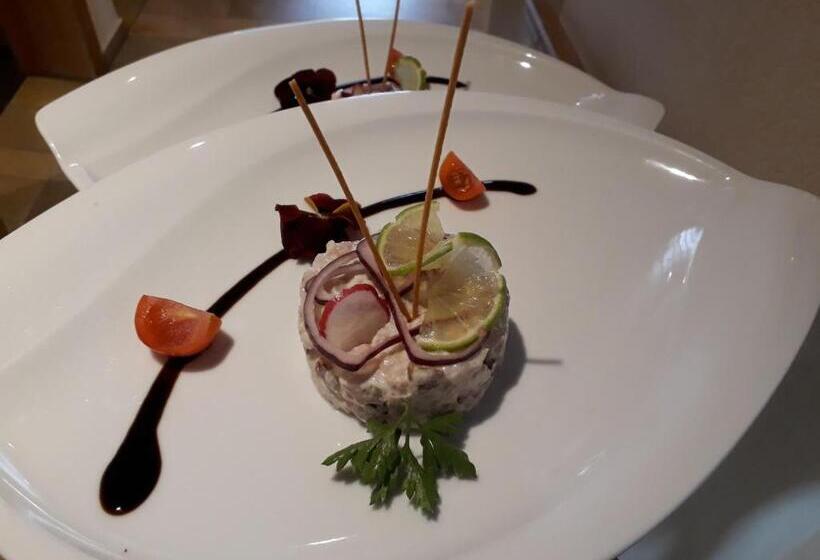 فندق Hôtel De Fully