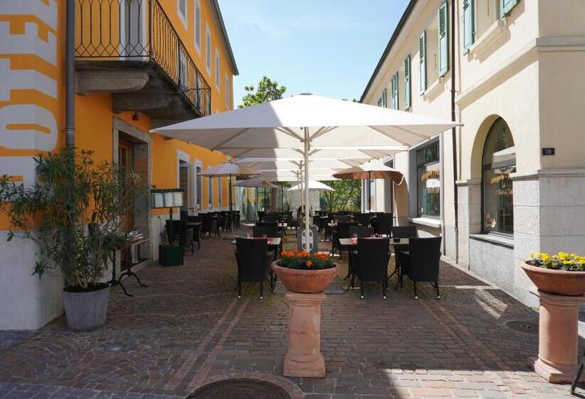호텔 Hôtel De La Poste Sierre