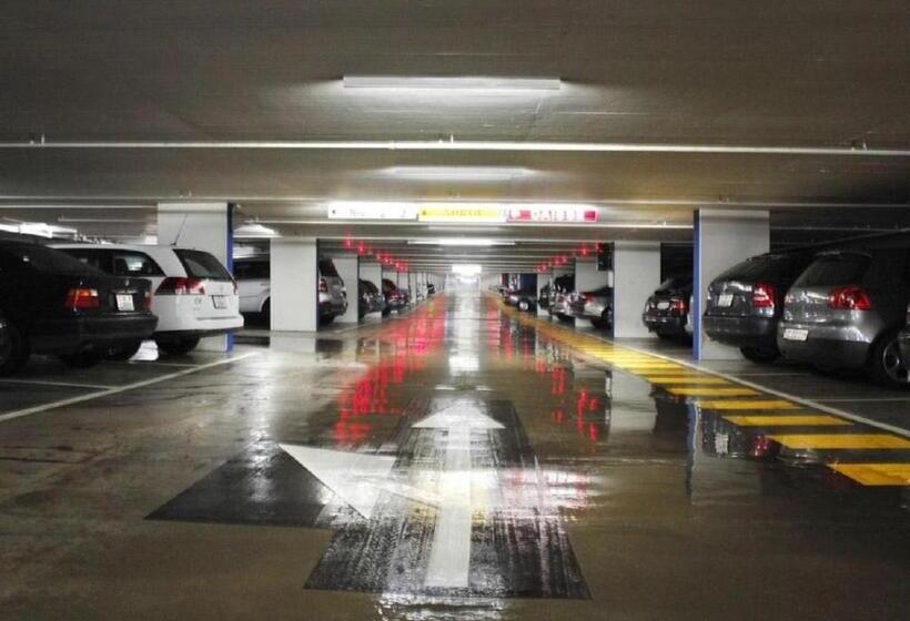 فندق Hôtel Du Port