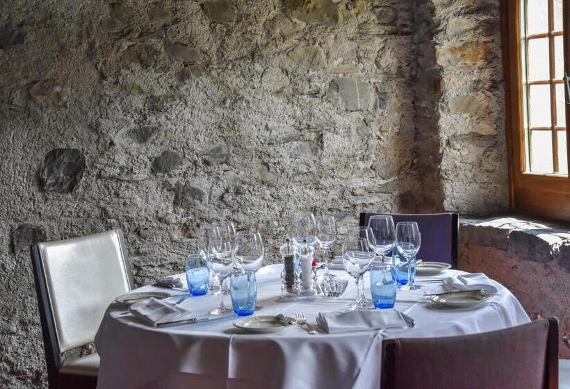 Отель Hôtel Restaurant Le Saint Christophe