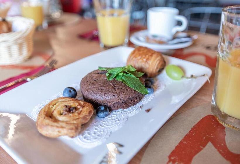 ホテル Ibis Styles Lausanne Center Mad House