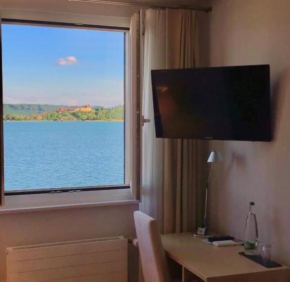 בית מלון כפרי Jean Jacques Rousseau