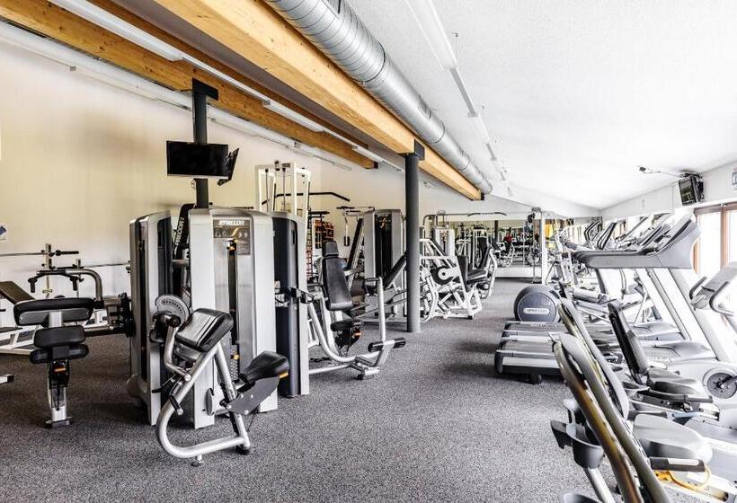 בית מלון כפרי Jura Sport & Spa Resort