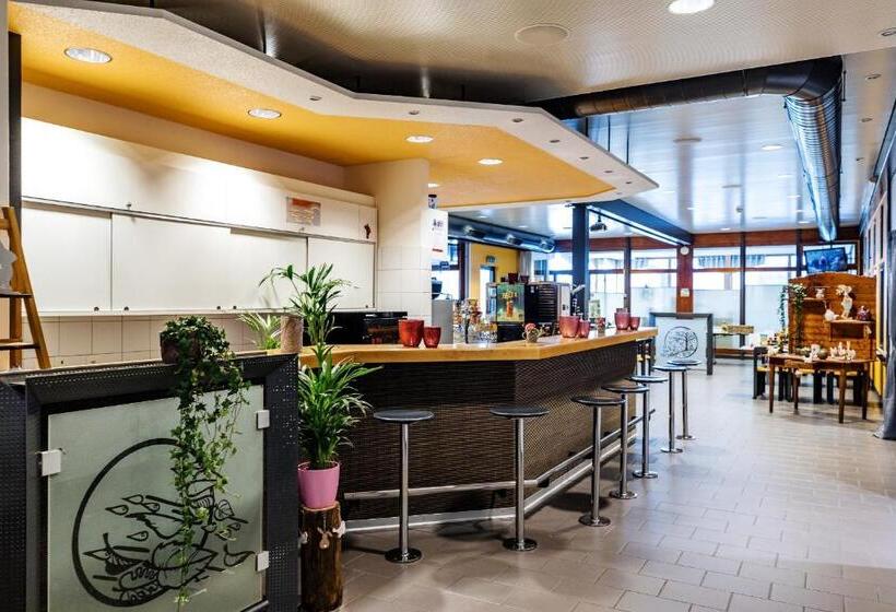 בית מלון כפרי Jura Sport & Spa Resort