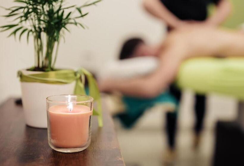 בית מלון כפרי Jura Sport & Spa Resort