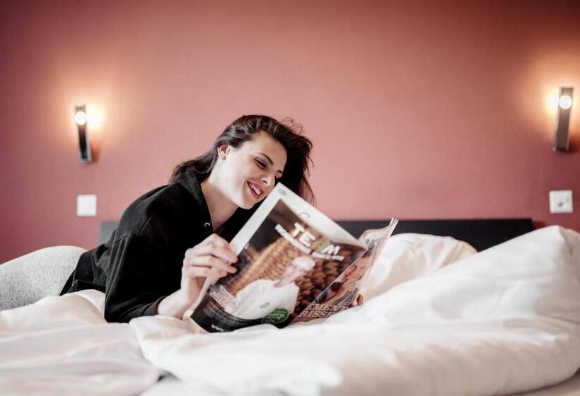 בית מלון כפרי Jura Sport & Spa Resort